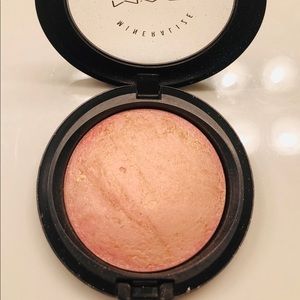 MAC Mineralize Skinfinish Porcelain Pink